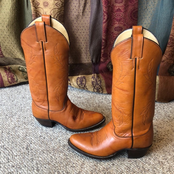dancing cowboy boots